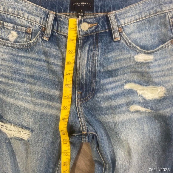 Lucky Brand Men’s Distressed Jeans 30x32 Medium Wash Straight Leg - Picture 8 of 10